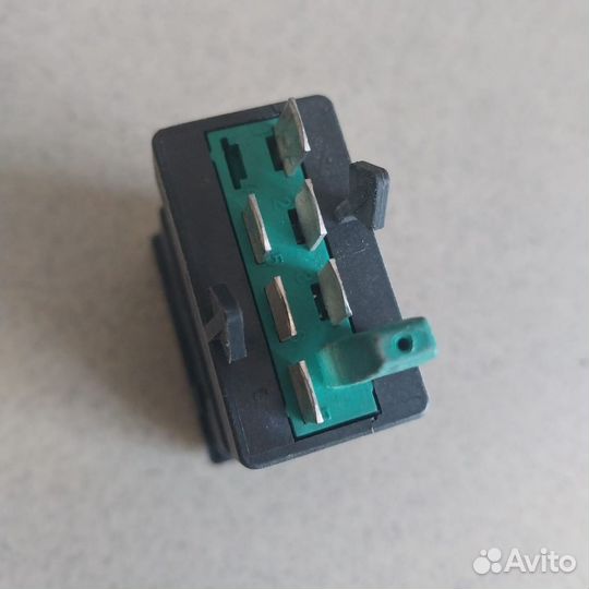 Кнопка подогрева сиденья Volkswagen Passat B5