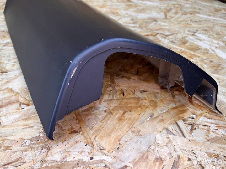 Обшивка стойки задняя правая Land Rover 3 рест