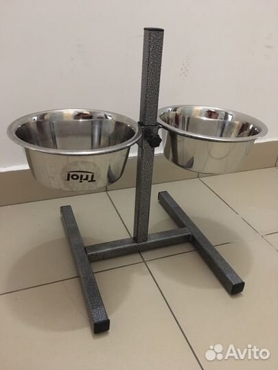 Миски на подставке для собак