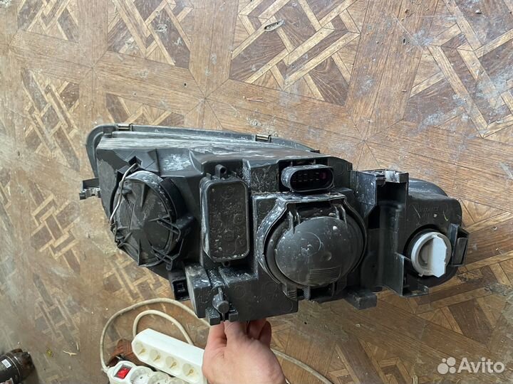 Фара ауди а 4 б 7