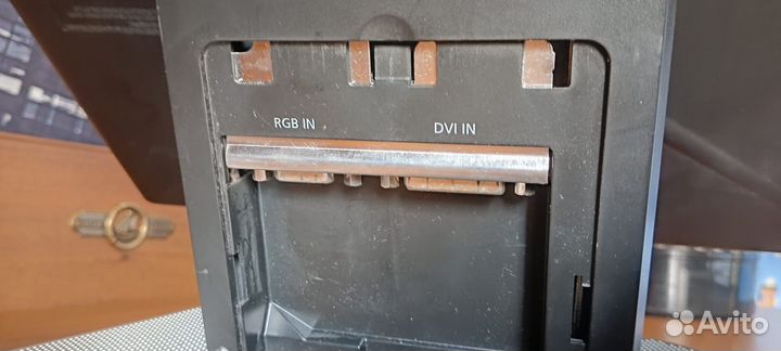 Монитор Samsung syncmaster 720t