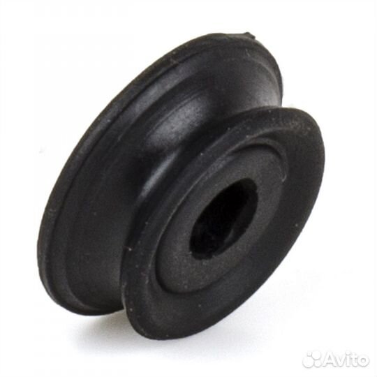 Втулка тяги стабилизатора 48817-0D010