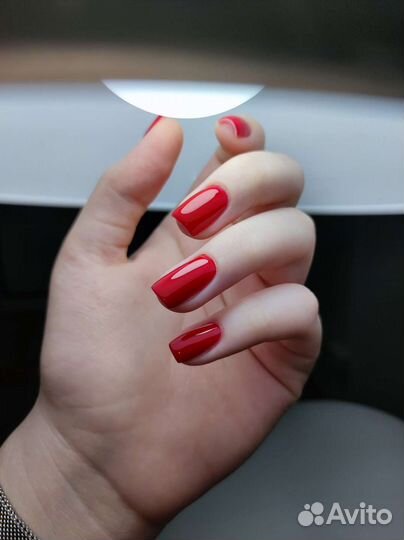 Маникюр/педикюр
