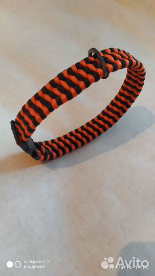 Ошейник из паракорда