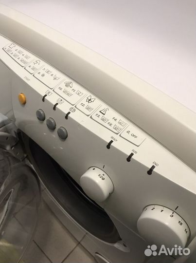 Стиральная машина Hansa