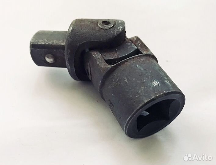 Шарнир карданный