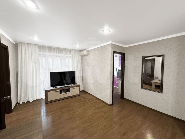 3-к. квартира, 43 м², 3/5 эт.