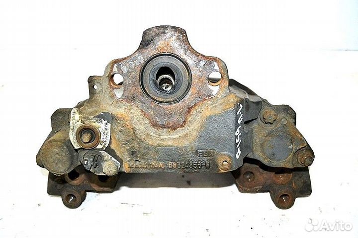 Суппорт переднего моста, левый renault trucks Prem