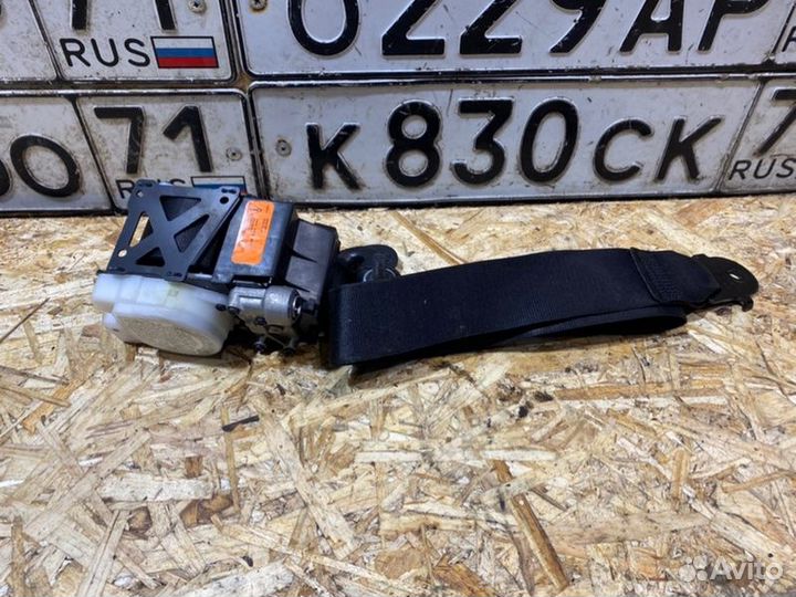 Ремень безопасности передний правый Bmw X5 E70 3.0