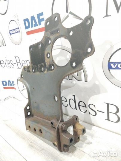 Кронштейн усилителя переднего бампера