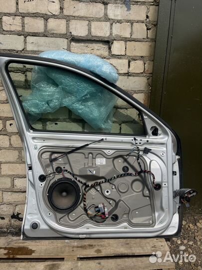 Дверь передняя левая Skoda Octavia A5