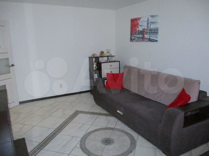 2-к. квартира, 50 м², 2/9 эт.