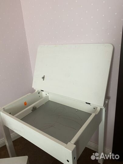 Детский стол и стул