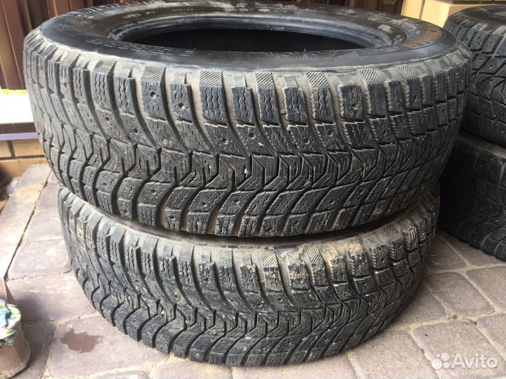 Michelin X-Ice North 3 215/65 R16 102T