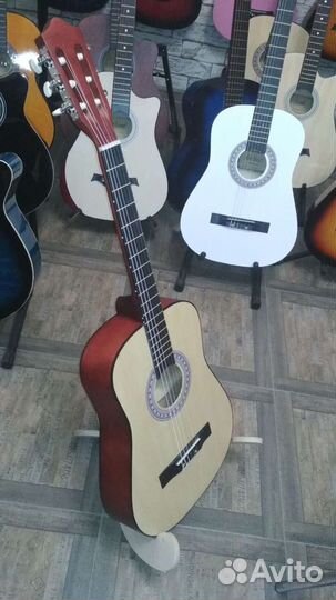 Гитара под левую руку