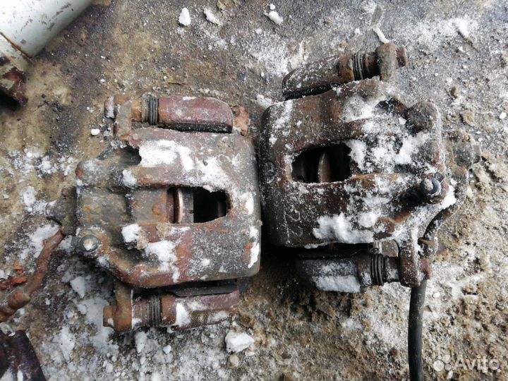 Суппорт тормозной передний хендай солярис, киа Рио