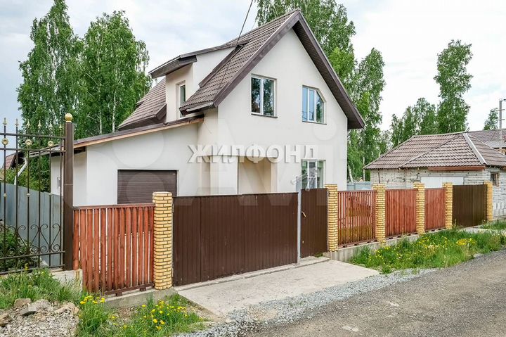 Коттедж 146,3 м² на участке 10 сот.