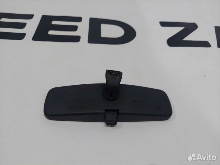 Зеркало салона Renault Logan