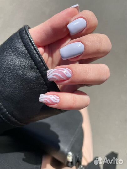 Мастер маникюра/оформление бровей