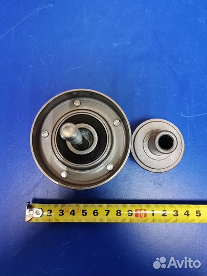 Ролик паразитный JCB 320/08921