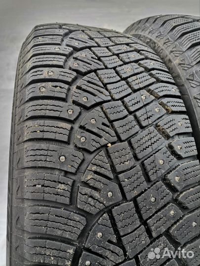 Continental IceContact 2 235/65 R17