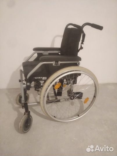 Кресло-коляска Meyra Eurochair 2.750