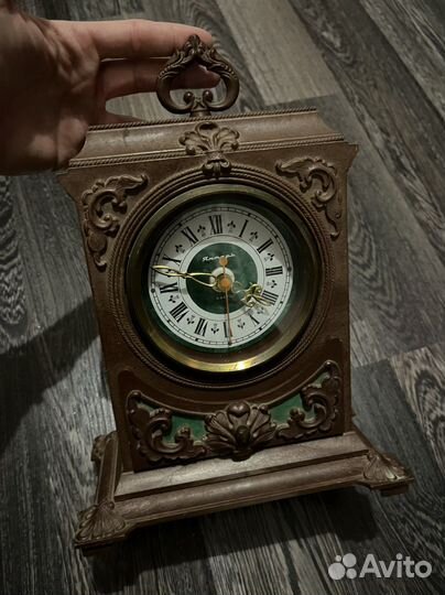 Настольные часы Янтарь СССР