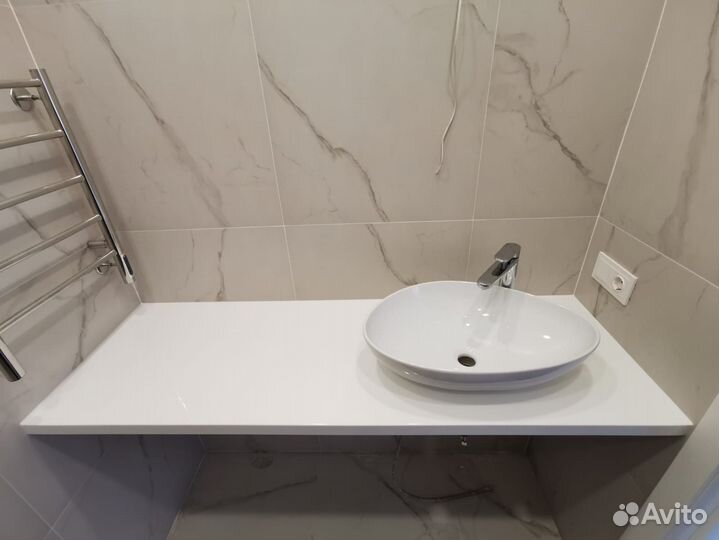 Столешница с раковиной для ванной комнаты