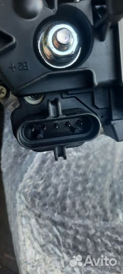 Генератор mahle 28V 80А MG800