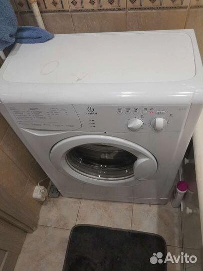 Стиральная машинка на Indesit