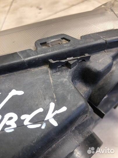 Фара правая Renault Logan