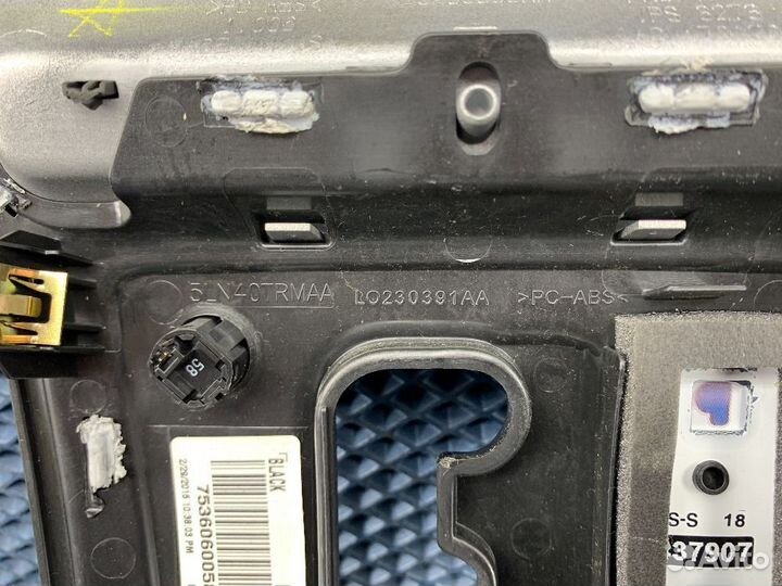 Накладка селектора кпп Jeep Compass MK49