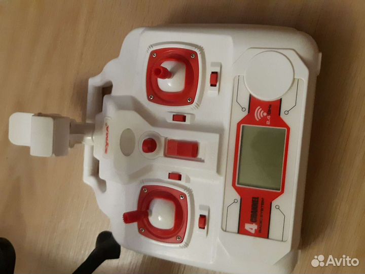 Квадрокоптер syma