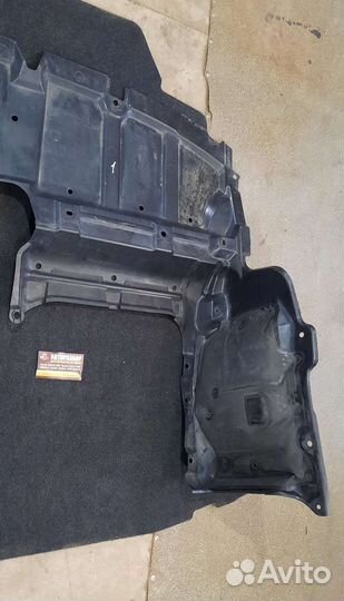 Защита двс нижняя Toyota avensis 250