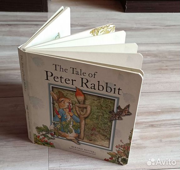 Книжка про Кролика Питера на англ яз для малышей