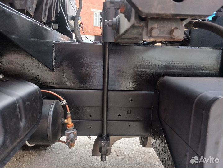 Урал 5557 с КМУ, 2006