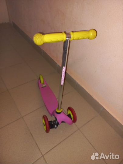 Самокат детский трехколесный