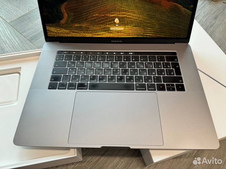 MacBook Pro 15 2018 32Gb/512Gb ростест Space Gray