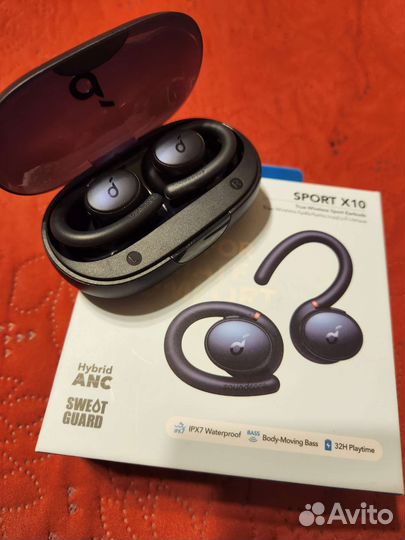 Спортивные наушники от Anker sport x10