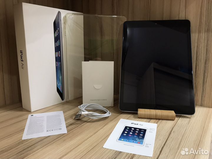 iPad Air Wi-Fi + Cellular 128GB