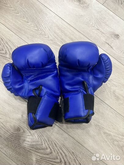 Боксерские перчатки 14 oz