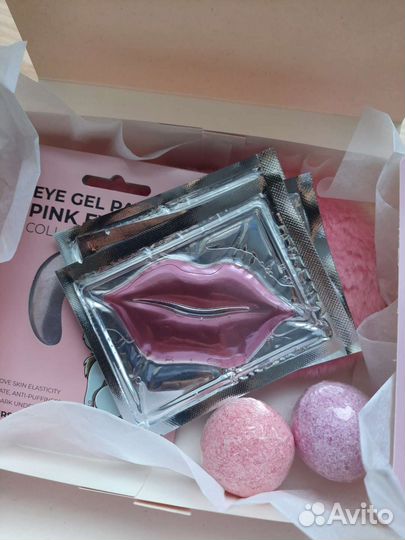 Подарочный набор косметики Розовый кролик