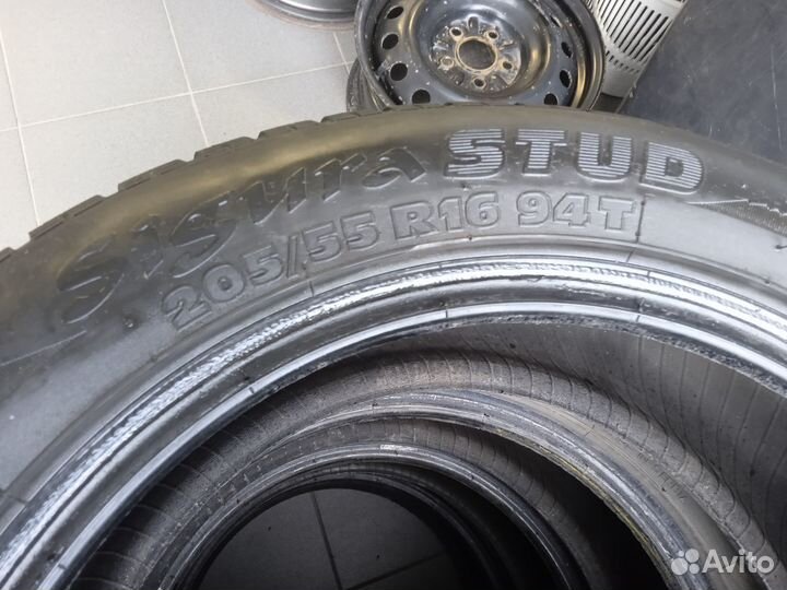 Tigar Sigura Stud 205/55 R16 94T