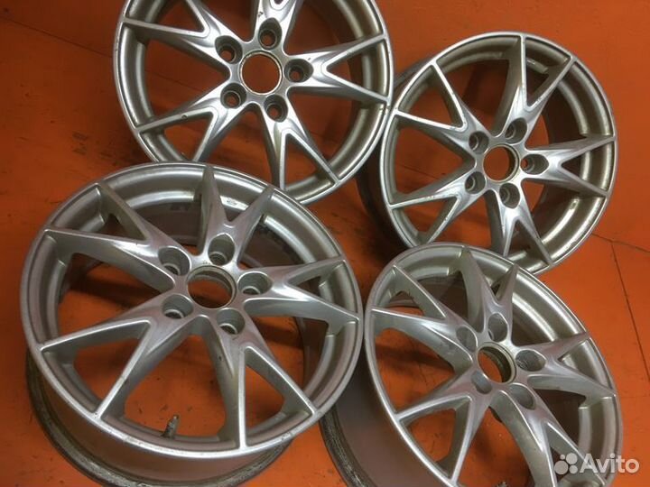 Диски Mazda 15 диаметр 5х114,3, цо 67,1