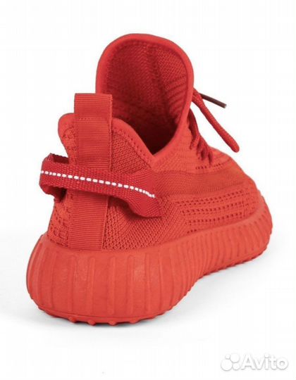 Кроссовки yeezy boost