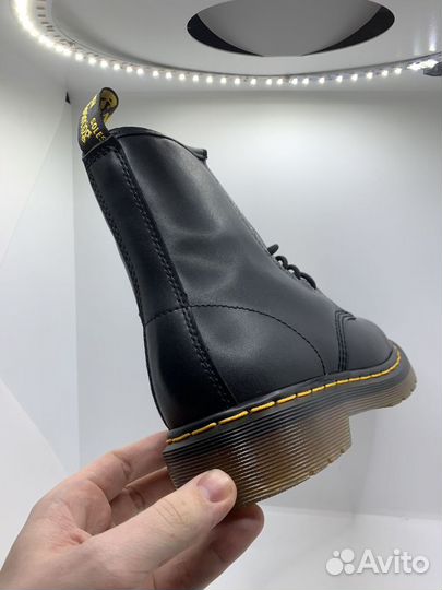 Зимние ботинки dr martens 1460 с мехом