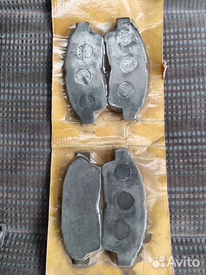 Тормозные колодки Toyota