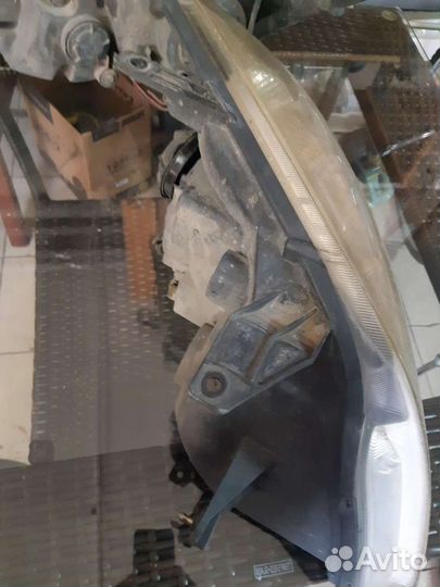 Фара на hover н3 2006 года