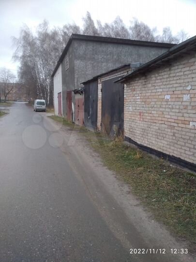 Гараж, > 30 м²