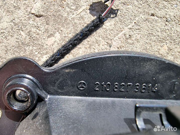 Динамик задней правой двери Мерседес W-210